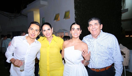  Emilio Payán, Malú de Morales, Marily Tobías y Antonio Morales.