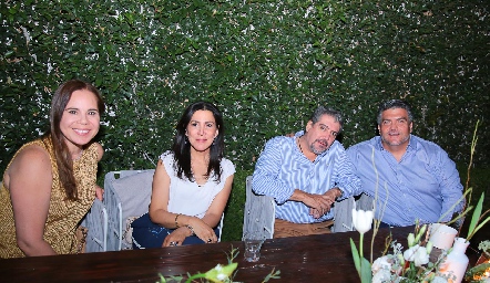  María Lázaro, Claudia  Pozos, Daniel de Luna y Álvaro García.