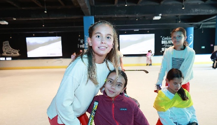  Hannia Torres Abud y Maya.