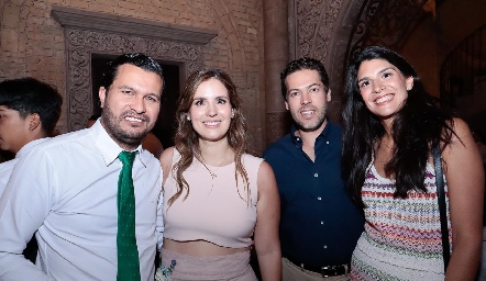  José Ramón Barragán, Valeria Flores, Paco Dauajare y Adriana Torres.