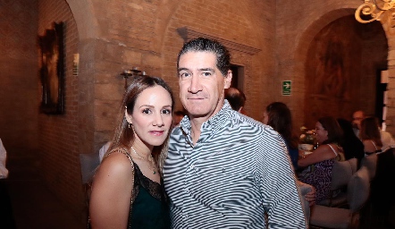  Alejandra Salas y Amadeo Calzada.