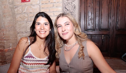  Adriana Torres y Vero Pérez.