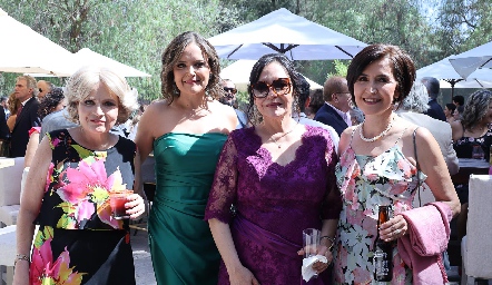  Carla Dorador, Andrea Zapata, Lucía Betancourt y Pilar de la Rosa.