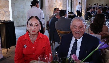  Rebeca y Emilio de Jesús Ramírez.