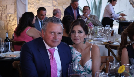  Mauricio Autrique y Claudia de los Santos.