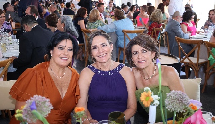  Lourdes Del Valle, Cecilia de Rojas y Pilar Lázaro.