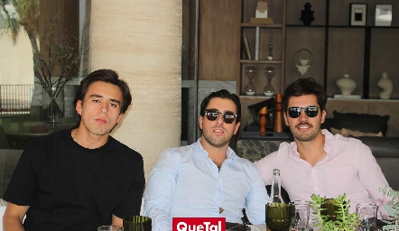  Óscar Ruiz, Ale Navarro y Juan Pablo Quintero.