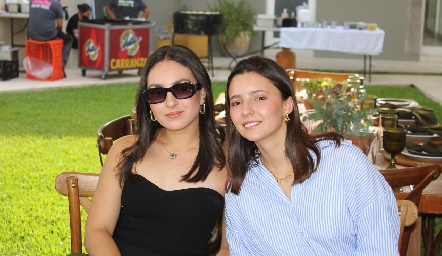   Ana Martha Ocaña y Cristina Nava.