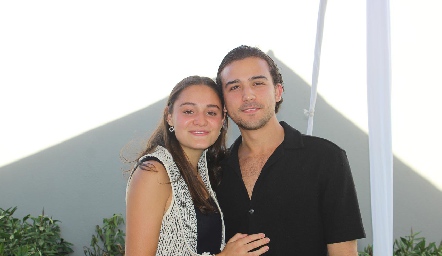  Úrsula y Santiago.