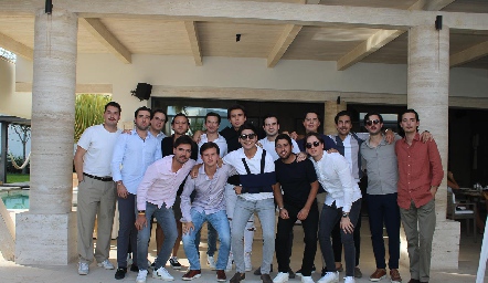  Jero Gómez con sus amigos.