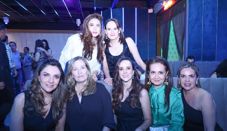  Gaby Martínez, Lorena González, Alejandra Dip, Maricarmen Pérez, Gloria Mojarro, Laura Izaguirre y Cynthia Aguilera.