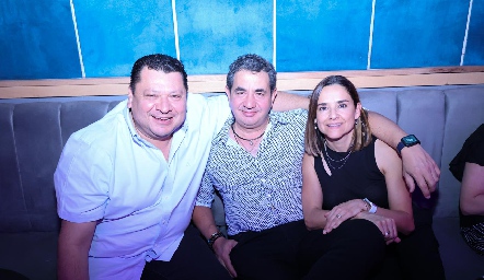  Luis Fernando Torrescano, Juan Manuel Gallegos y Mariel Quevedo.