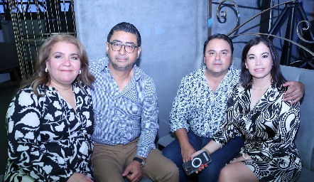  Martha Montalvo, Marco, Oscar Azuara y Cinthia Estrada.