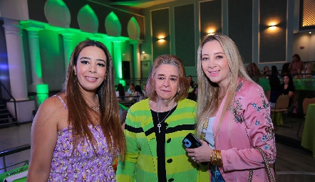  Lorena Payán, Martha Payán y Paulina Martínez.