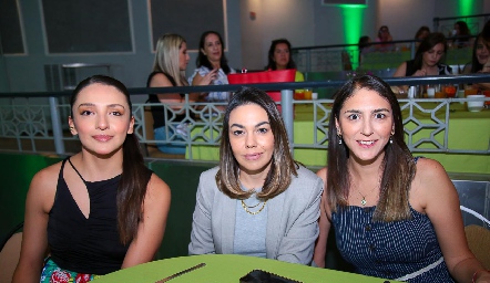  Aneli Herrera, Daniela Llera y Mafer Valdes.