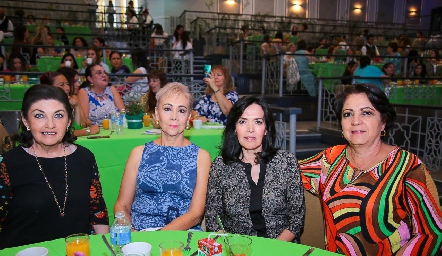  Leti Villalba, Rosario, Flor Moreno y Sandra Gaviño.