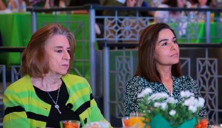  Martha Payán y Lorena Torres Vilet.