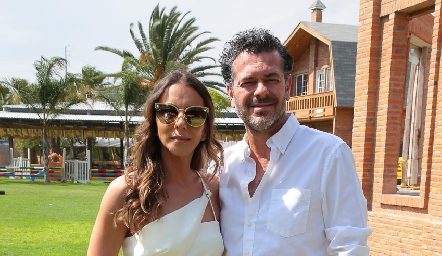  Leti Gutiérrez y Bernardo Galván.
