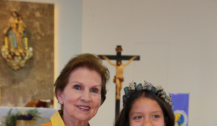  Ana María González y Elena Villegas.