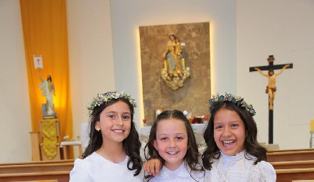  María Andrea Cervantes, Lara Ocejo y Elena Villegas.