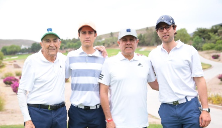  Gilberto Galván, Mauricio Galván, Galo Galván y Galo Galván.