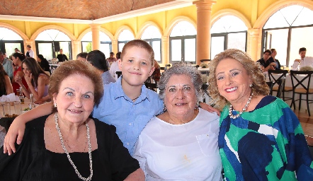  Lucero Borbolla, Alejandro Gouyonnet, Martha Santoscoy y Alicia Cabrero.