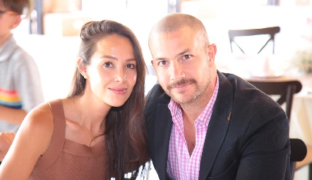  Azucena Ortega y Fernando Pardeiro.