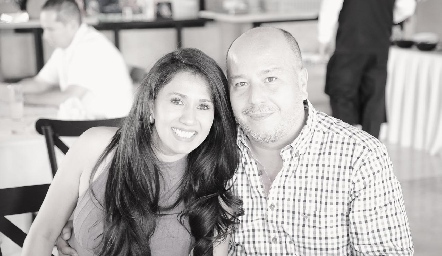  Carla Salinas y Roberto Gutiérrez.