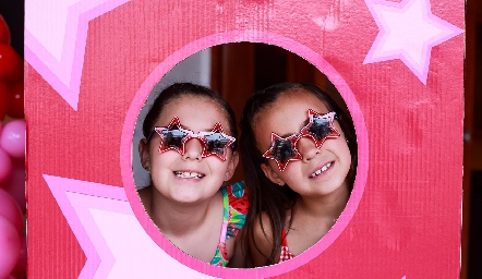  Roberta Ruiz y María Pía.