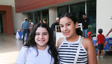  Lourdes Cepeda y Valentina Gómez.
