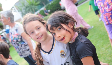  María y Roberta.