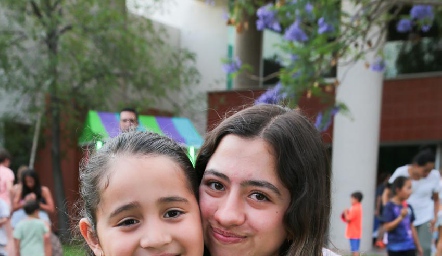 Ana Pau y Luciana Irurzo.