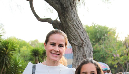  Michel, María José y Valeria.