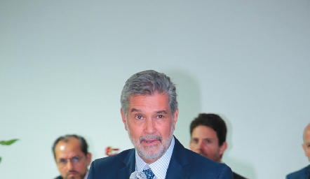  Dr. José Luis Leiva.