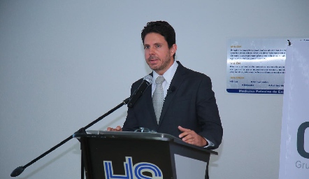  Dr. Ricardo Allende.
