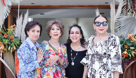  Lety Martínez, Lucero Rosillo, Lila González y Rebeca Konishi .