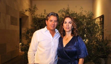  Gustavo González y Gaby Aranda.