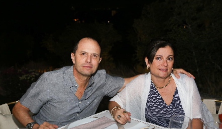  Francisco Corripio y Elsa Lozano.