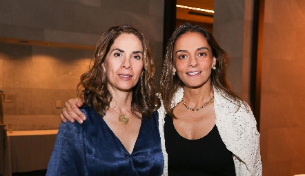  Gaby Aranda y Úrsula Martínez.