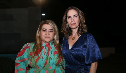  Carmenchu y Gaby Aranda.