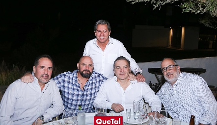  José Pérez, Agustín Loyo, Gustavo González, David del Bosque y Toño Villalba.