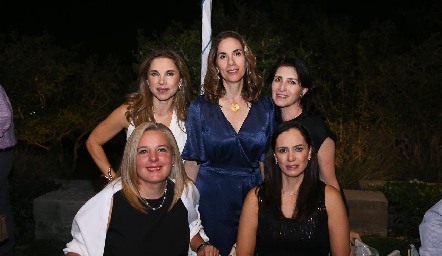  Mayra Ortega, Gaby Aranda, Rosalba Castillo, Elsa Canedo y Mónica Suti.