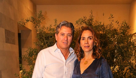  Gaby Aranda con su esposo Gustavo González.