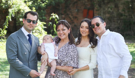  Pablo Zendejas, Paula Zendejas, Alejandra Zulaica, Nayelli y Miguel Maya.