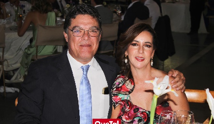  Antonio Gutiérrez y Alejandra Ávila.