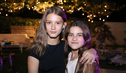  Roberta y Alexa.