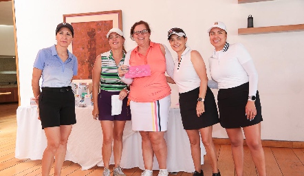  Fari, Silvia Garza, Yiyi Cantalapiedra, Carla Ruiz y Rocío Moctezuma.