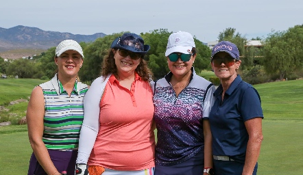  Silvia Garza, Yiyi Cantalapiedra, Paty Gómez y Alma Orozco.