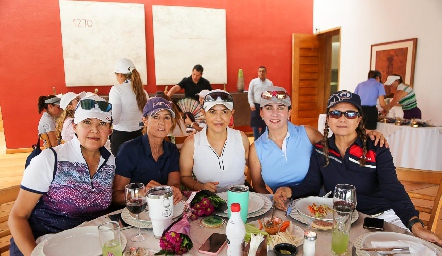  Patricia Gómez, Alma Orozco, Carla Ruiz, Alma Méndez y Aida Palau.