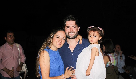  Ale Rangel, Oscar Rangel y Sofía de la Rosa.